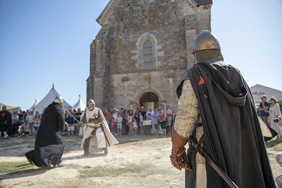 Fête templière, Commanderie d'Avalleur 7 - © Olivier Douard Fête templière, Commanderie d'Avalleur 7 - © Olivier Douard