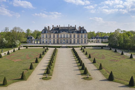 Castle of La Motte Tilly Park Castle of La Motte Tilly Park
