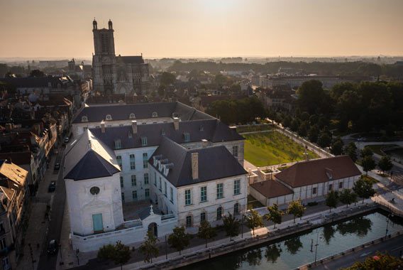 Cité-du-Vitrail Hôtel Dieu Troyes